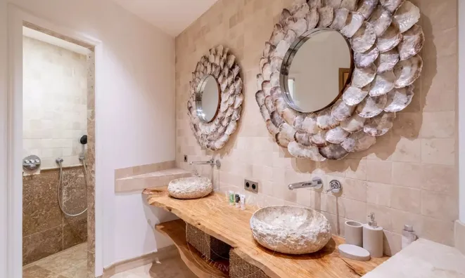 Недвижимость Property Type: Villa  
Location: Cannes, Californie: 22
