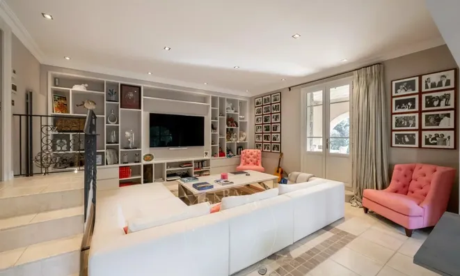 Недвижимость Property Type: Villa  
Location: Cannes, Californie: 33