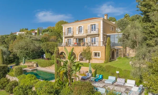 Недвижимость Property Type: Villa  
Location: Cannes, Californie: 35
