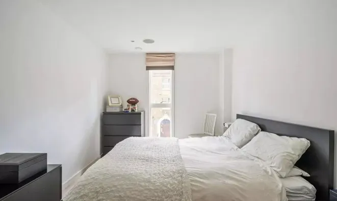 Недвижимость Moore House, Gatliff Road: 1