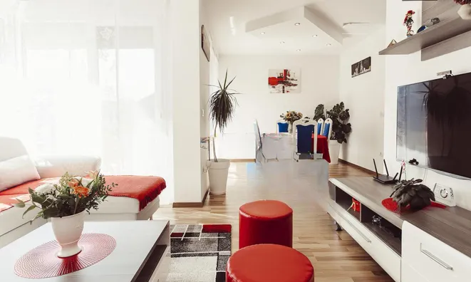 Недвижимость House, duplex Novy Rudnik: 2