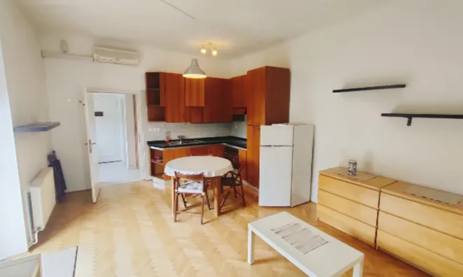 Недвижимость Трехкомнатная квартира Вевче: 1