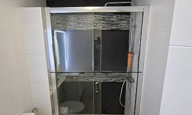 Недвижимость Furnished 2-bedroom apartment with parking: 11
