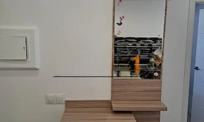 Недвижимость Furnished 2-bedroom apartment with parking: 12