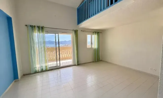 Недвижимость Villa Croix des Gardes: 3