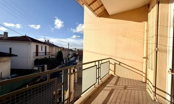 Недвижимость Villa Petit Juas: 3