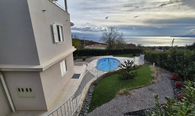 Недвижимость Family House Opatija Fields: 1