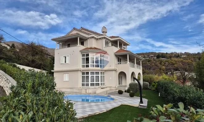 Недвижимость Family House Opatija Fields: 3