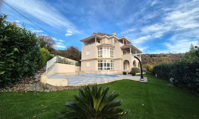 Недвижимость Family House Opatija Fields: 4