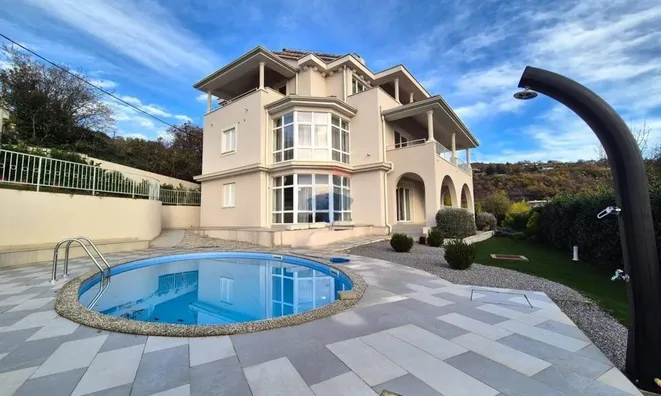 Недвижимость Family House Opatija Fields: 5