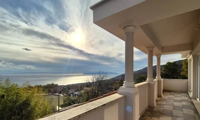 Недвижимость Family House Opatija Fields: 28