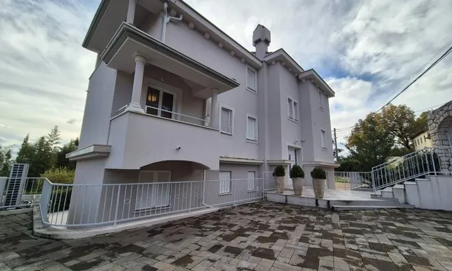 Недвижимость Family House Opatija Fields: 55