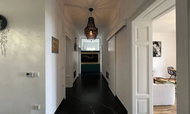 Недвижимость Four-room apartment Center: 8