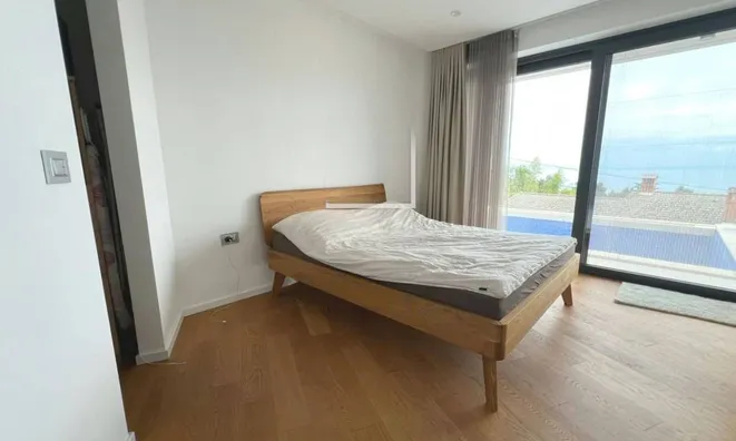 Недвижимость Four-room apartment in the center: 4