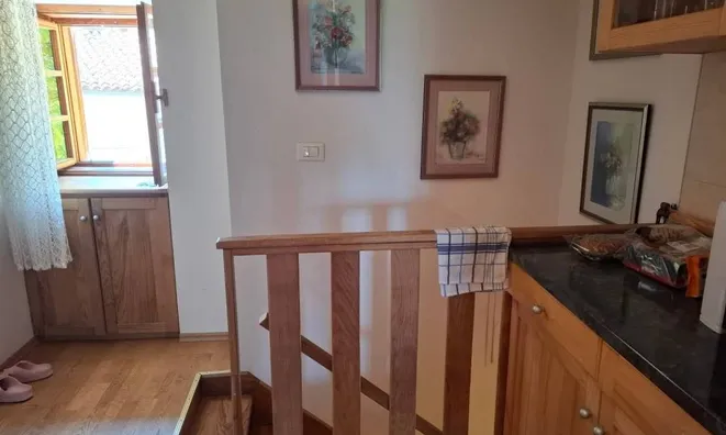 Недвижимость Three-room apartment on the ground floor in the center of Opatija: 6