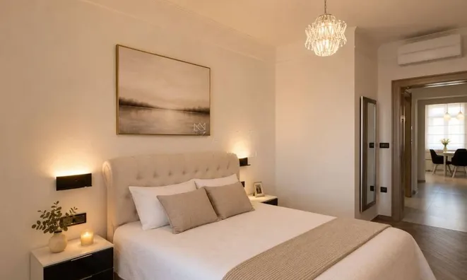 Недвижимость Three-room apartment in the center: 9