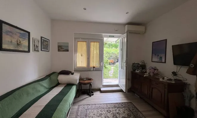 Недвижимость Three-room apartments in the center of Opatija: 5