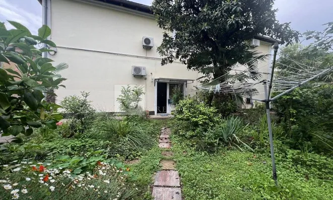 Недвижимость Three-room apartments in the center of Opatija: 8