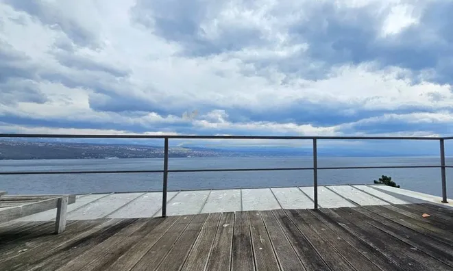 Недвижимость Apartment in the center of Opatija: 2