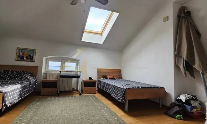Недвижимость Apartment in the center of Opatija: 11