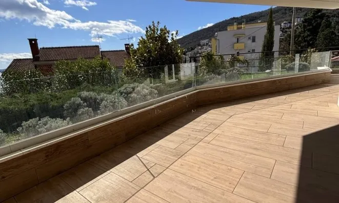 Недвижимость Four-room apartment in the center of Opatija: 7