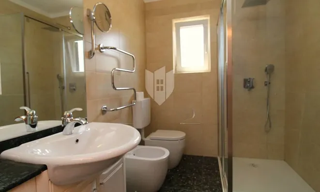 Недвижимость Two-room Apartment Icici: 10