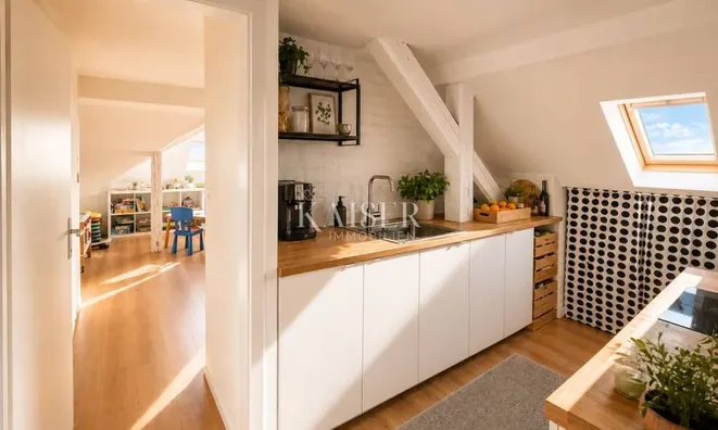 Недвижимость Four-room apartment in the center of Opatija: 8