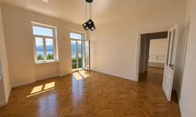 Недвижимость Four-room apartment Volozhko: 1