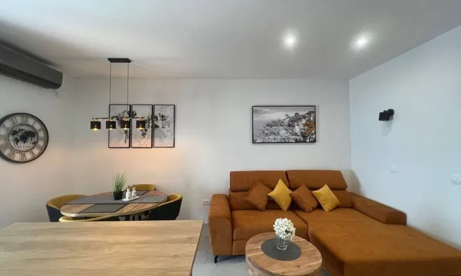 Недвижимость Two-room apartment Central: 6