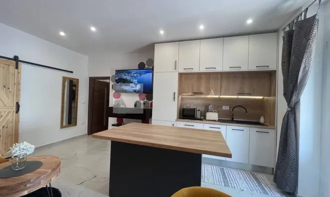 Недвижимость Two-room apartment Central: 9