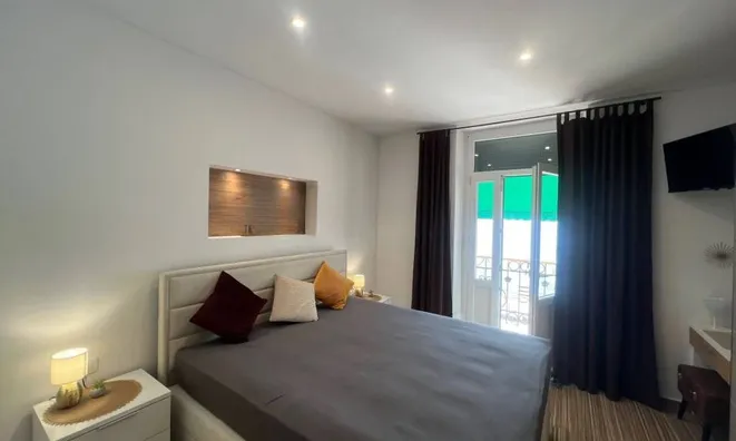 Недвижимость Two-room apartment Central: 13