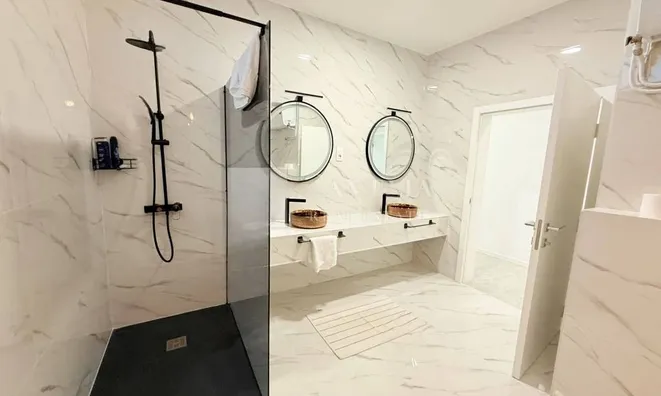Недвижимость Four-room apartment in the center of Opatija: 4