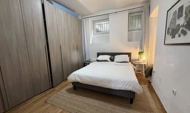 Недвижимость One-room Apartment Center: 7