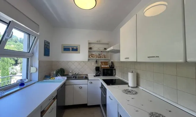 Недвижимость Four-room apartment Opatija Center: 7