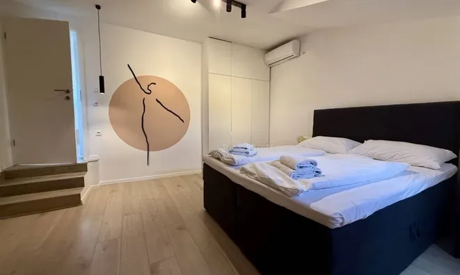 Недвижимость Three-room apartment in the center of Opatija: 10