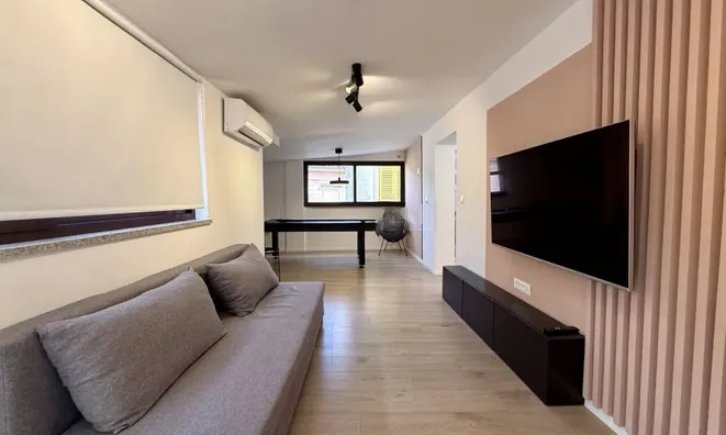 Недвижимость Three-room apartment in the center of Opatija: 19