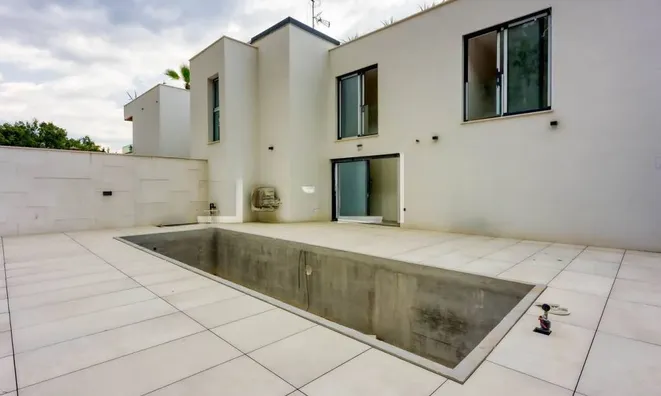 Недвижимость Apartment in the center of Opatija: 3