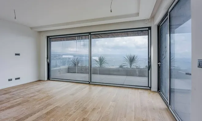 Недвижимость Apartment in the center of Opatija: 9