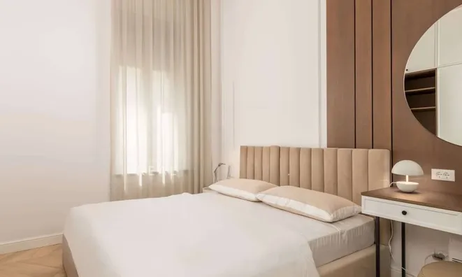 Недвижимость Three-room apartment in the center: 14