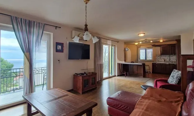 Недвижимость Two-room apartment Opatija: 1