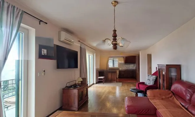 Недвижимость Two-room apartment Opatija: 2