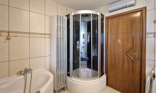 Недвижимость Two-room apartment Opatija: 24