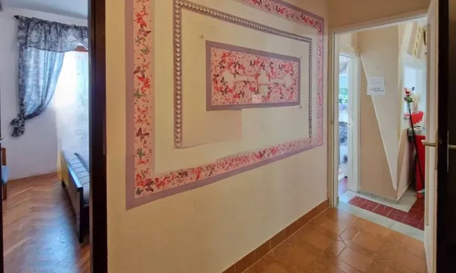 Недвижимость One-room apartment in Ičići: 11