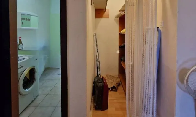 Недвижимость One-room apartment in Ičići: 21