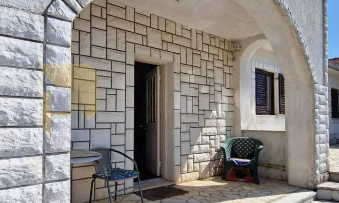 Недвижимость One-room apartment in Ičići: 27