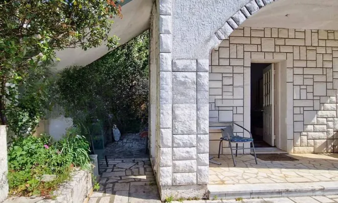 Недвижимость One-room apartment in Ičići: 30