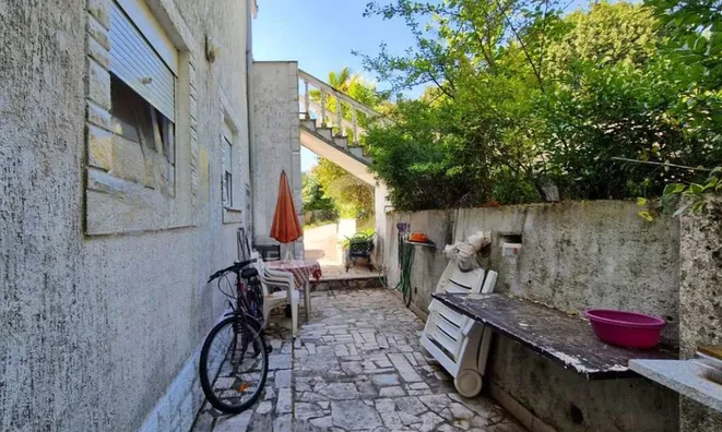 Недвижимость One-room apartment in Ičići: 31
