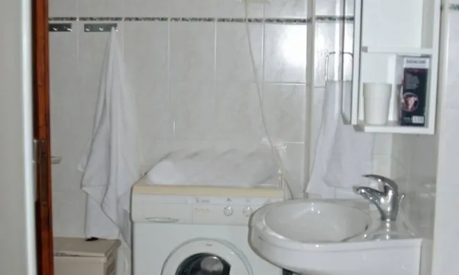 Недвижимость Three-room apartment in the Center: 11
