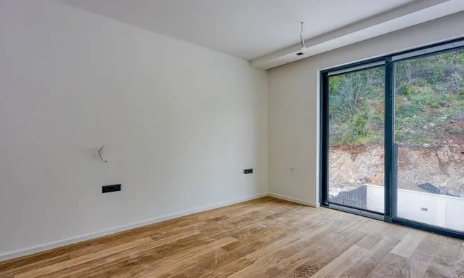 Недвижимость Apartment in the center of Opatija: 20