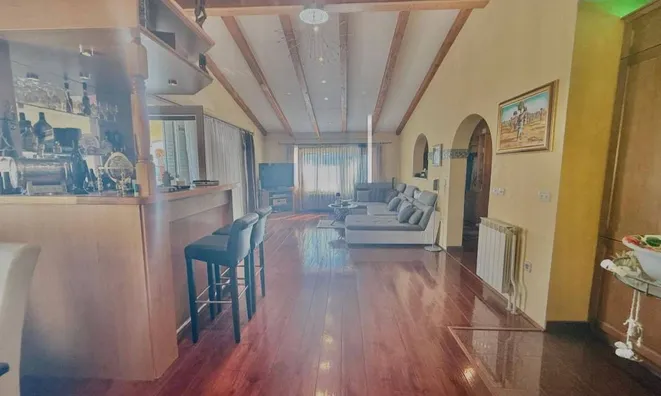 Недвижимость Family House Toshina, Opatija: 4
